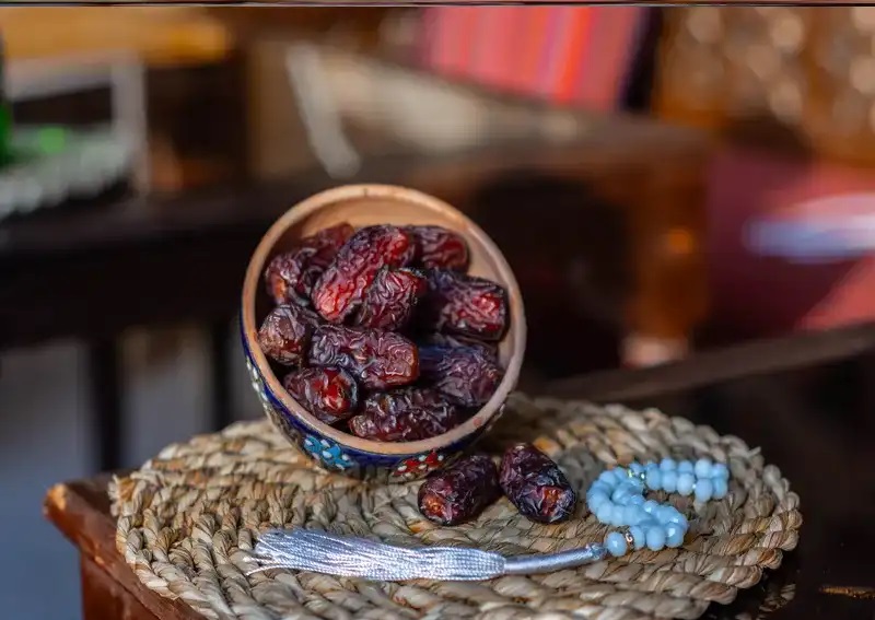 آشنایی کلی با خرما پیارم