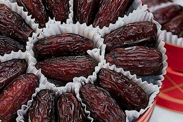 خرما پیارم مقوی با طبع گرم